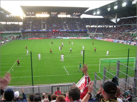 Der VfB Stuttgart gewinnt im UEFA-CUP Ausw�rtsspiel in Rennes mit 2 zu 0 ...